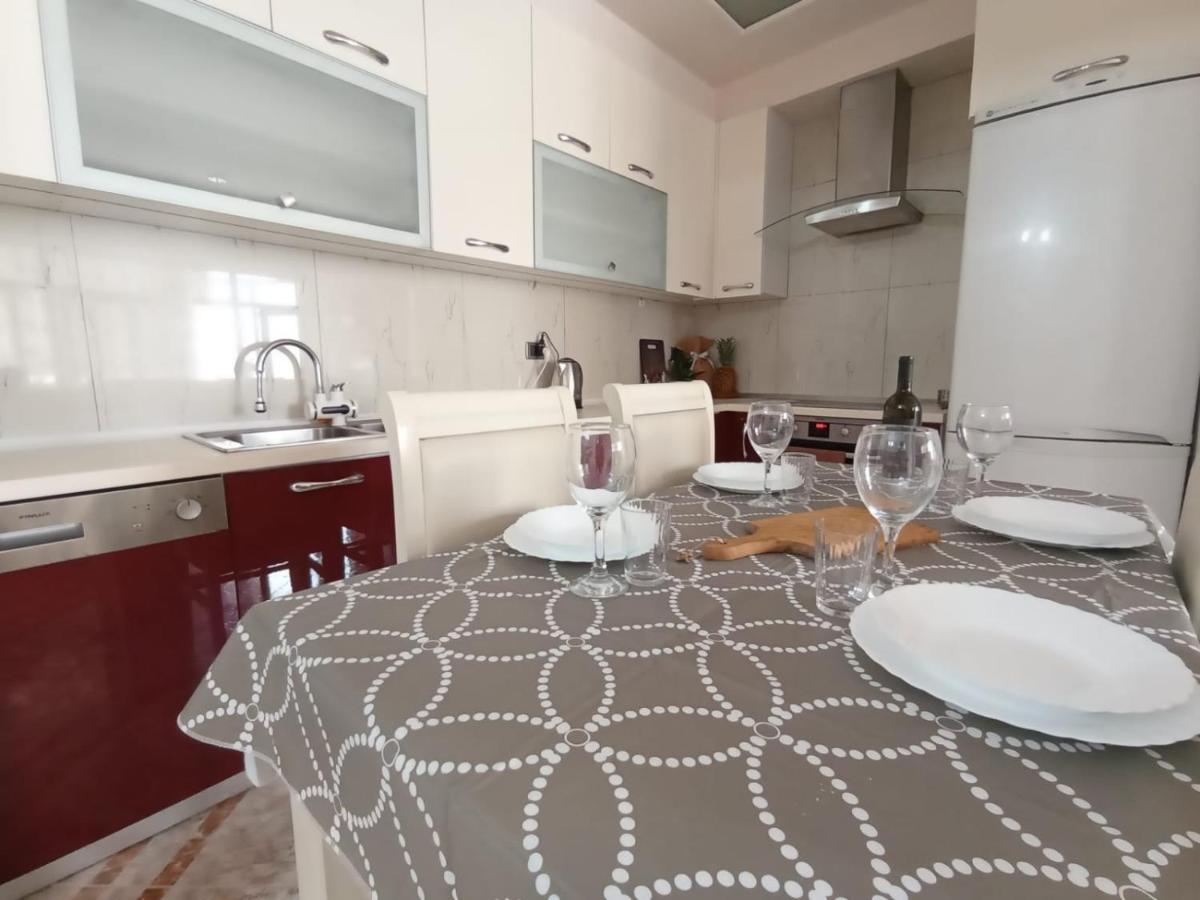 Trea Accomodations - 2 Bedrooms - Riviera With Private Parking Vlorë Extérieur photo
